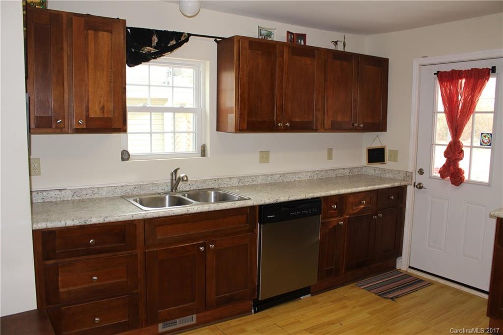 356 Deaverview Road Asheville, NC 28806 - Photo 7 of 22 Gallery Image 7