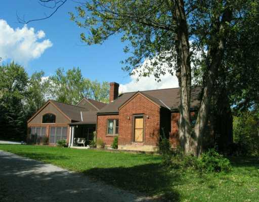 235 Holyoke Road Butler, PA 16001 - Photo 1 of 8 Exterior Front.