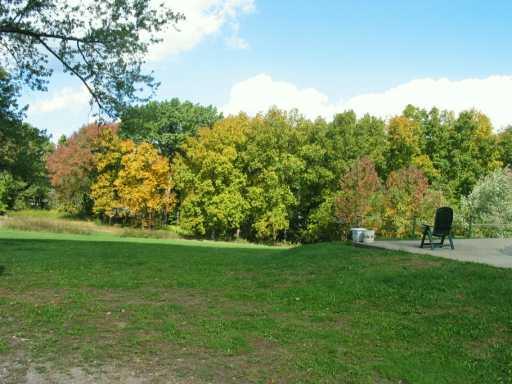 235 Holyoke Road Butler, PA 16001 - Photo 5 of 8 Yard/Garden.
