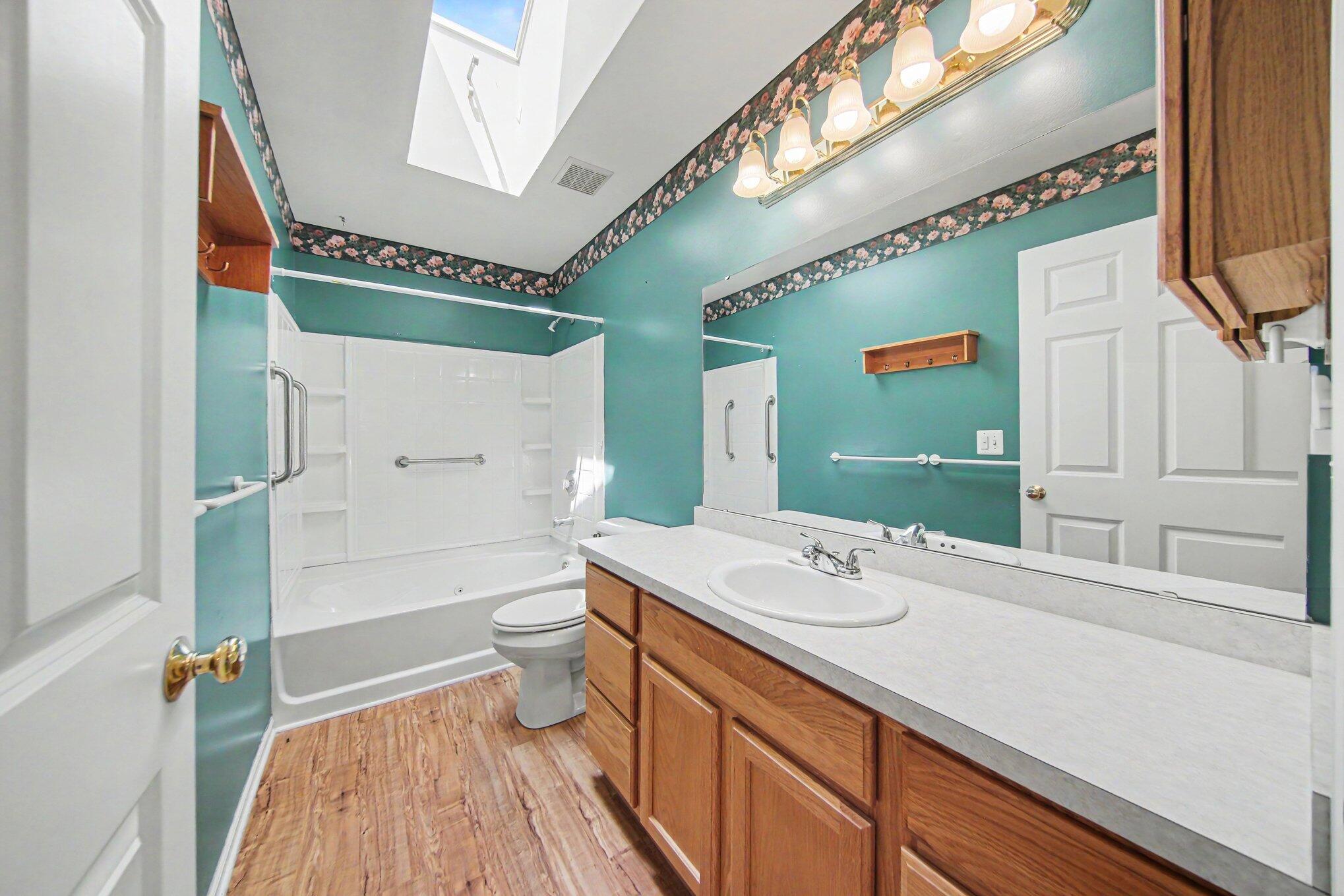 103 Ridgeview Court Grass Lake, MI 49240 - Photo 15 of 38 017_file_4329