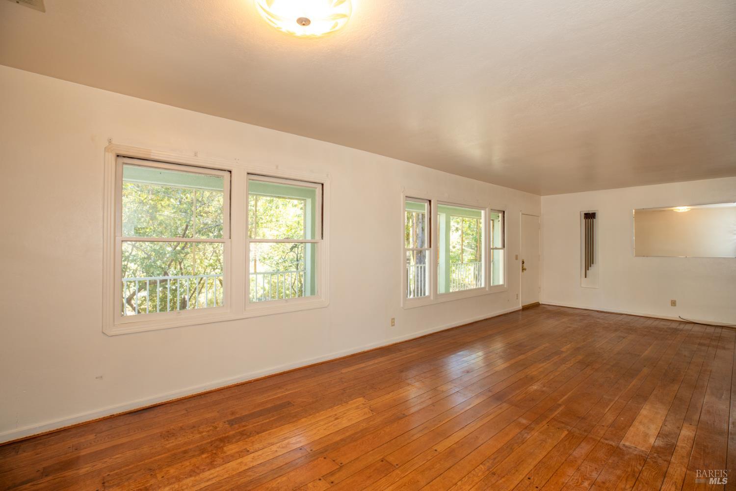 11491 Occidental Road Sebastopol, CA 95472 - Photo 10 of 52 Gallery Image 10