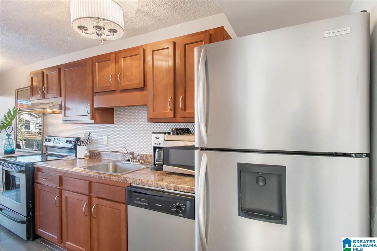 2990 Rhodes Circle South, Unit 110 Birmingham, AL 35205 - Photo 12 of 21