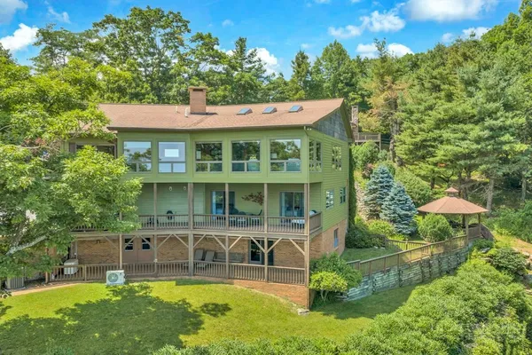 $2,050,000 | 140 Foggy Hollow, Blowing Rock, NC 28605