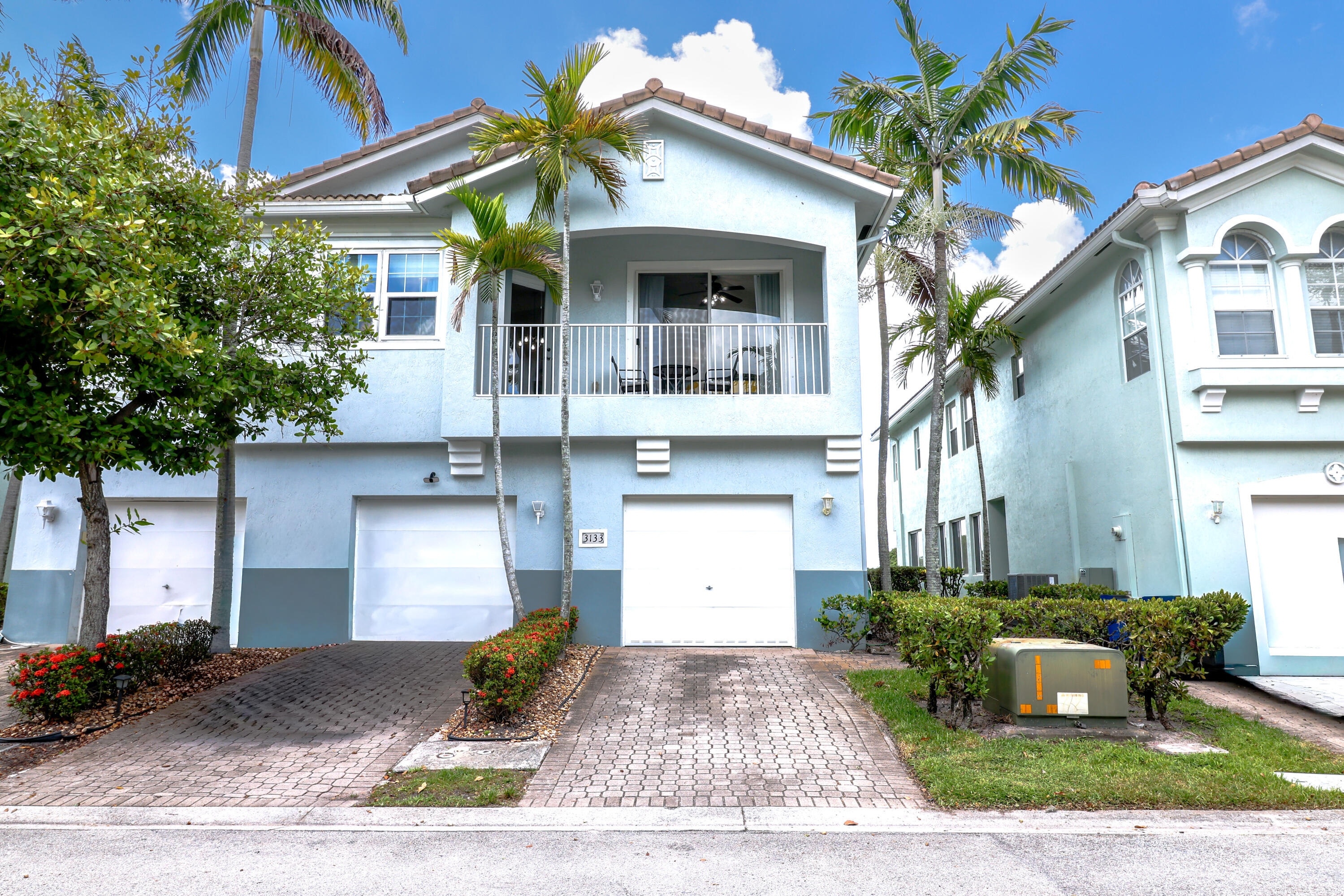 3133 Laurel Ridge Circle Riviera Beach, FL 33404 - Photo 27 of 27 Front Exterior