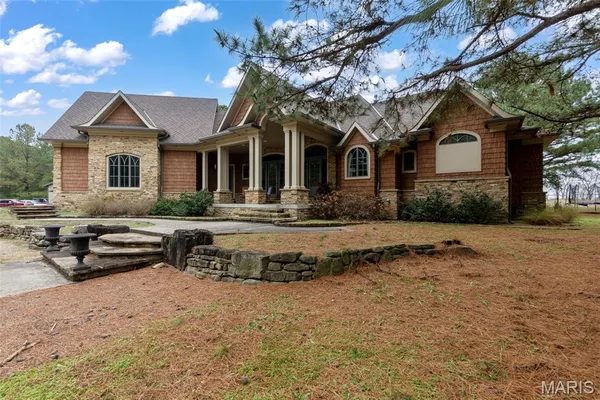 $1,375,000 | 1355 Ridgeway Drive, Benton, MO 63736