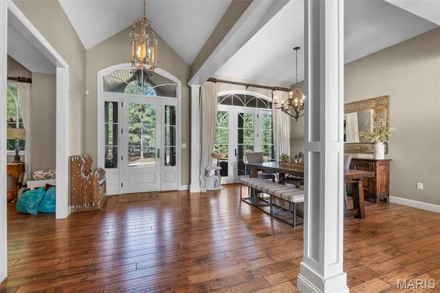 $1,425,000 | 1355 Ridgeway Drive, Benton, MO 63736