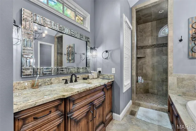 $1,425,000 | 1355 Ridgeway Drive, Benton, MO 63736