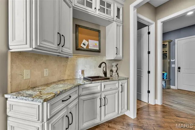 $1,425,000 | 1355 Ridgeway Drive, Benton, MO 63736