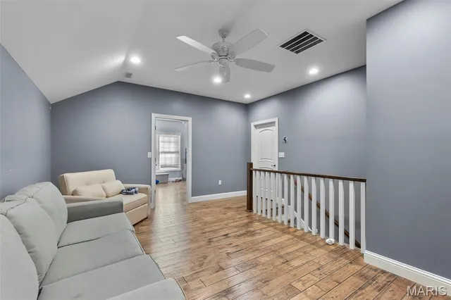 $1,425,000 | 1355 Ridgeway Drive, Benton, MO 63736