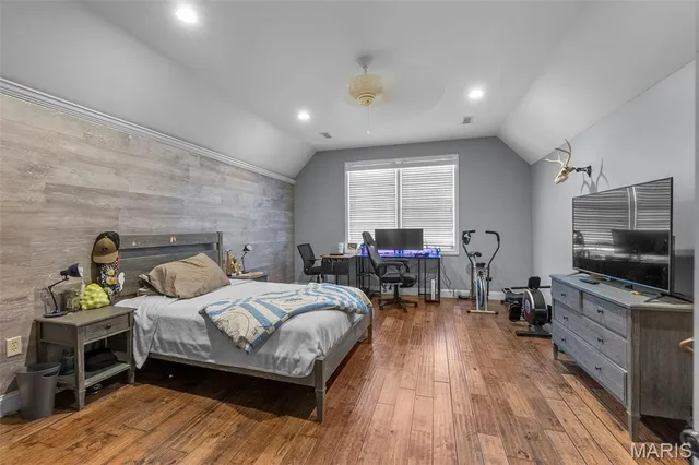 $1,425,000 | 1355 Ridgeway Drive, Benton, MO 63736