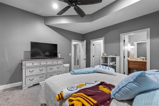 $1,425,000 | 1355 Ridgeway Drive, Benton, MO 63736