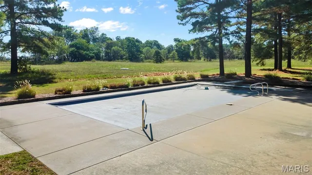 $1,425,000 | 1355 Ridgeway Drive, Benton, MO 63736