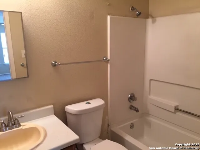 $1,799 | 9923 Misty Plain Drive, San Antonio, TX 78245