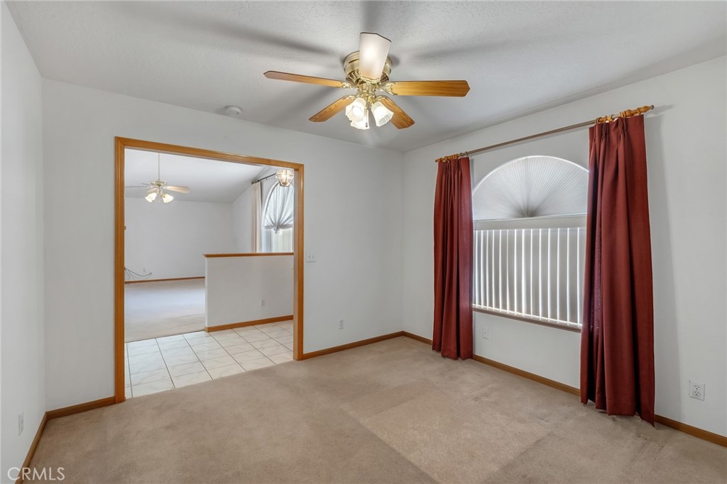 10636 Regency Road Hesperia, CA 92345 - Photo 7 of 32