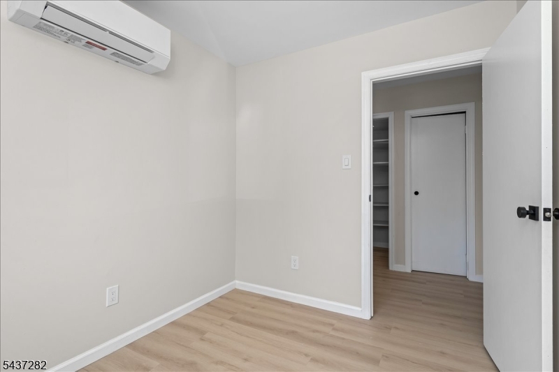 129 Owens Station Road Vernon, NJ 07461 - Photo 16 of 33