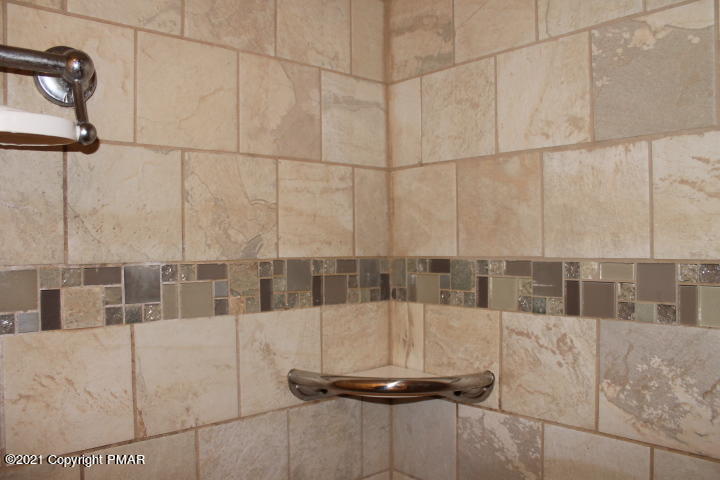 709 Edgewood Road Tobyhanna, PA 18466 - Photo 25 of 55 a bathroom with shower