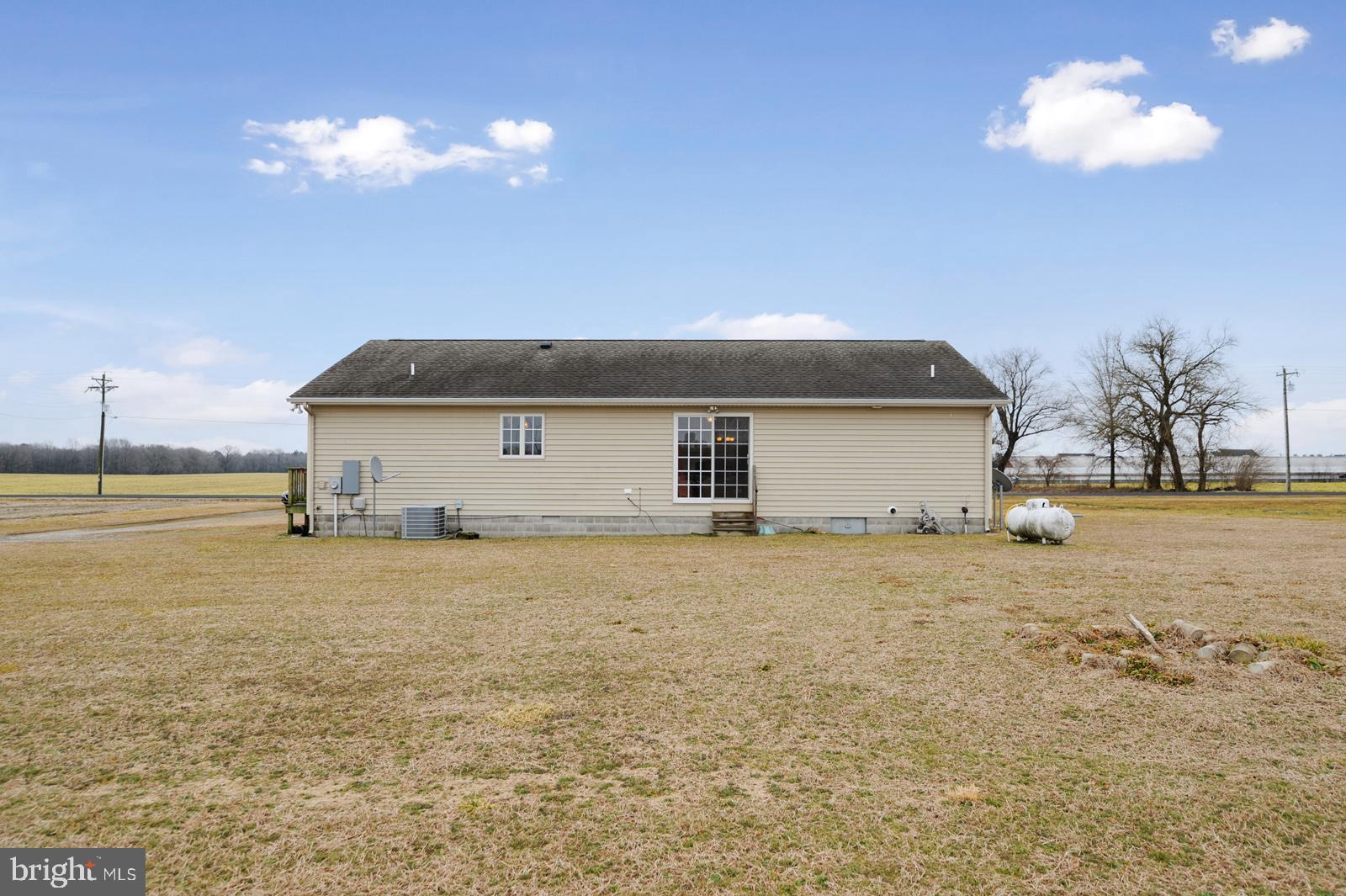 6876 Sharps Road Milford, DE 19963 - Photo 3 of 27 Gallery Image 3