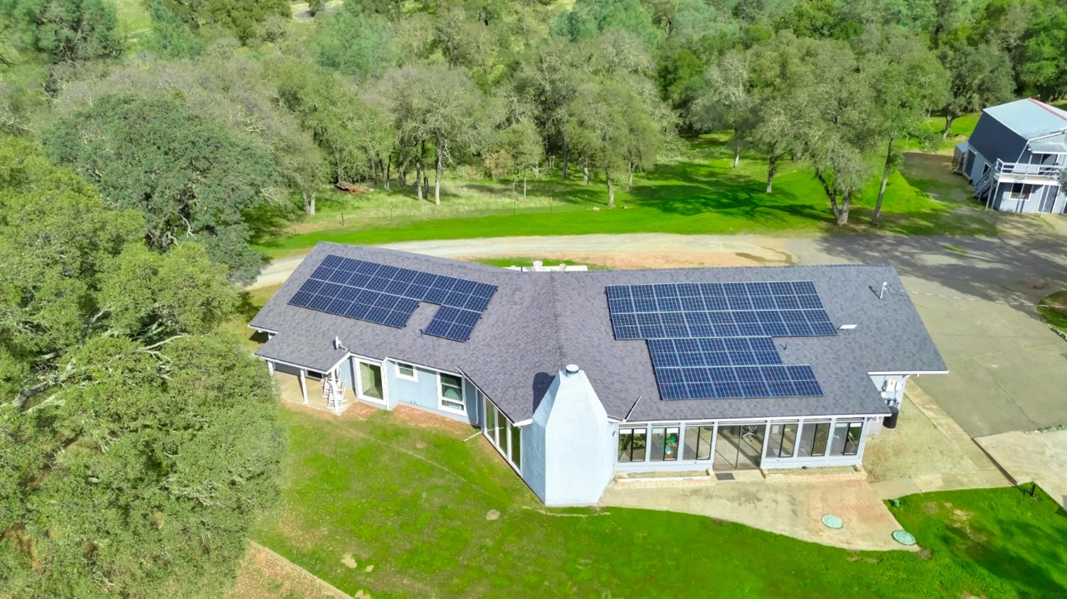 22800 Latrobe Road Plymouth, CA 95669 - Photo 69 of 81 aerial view of a house with a yard