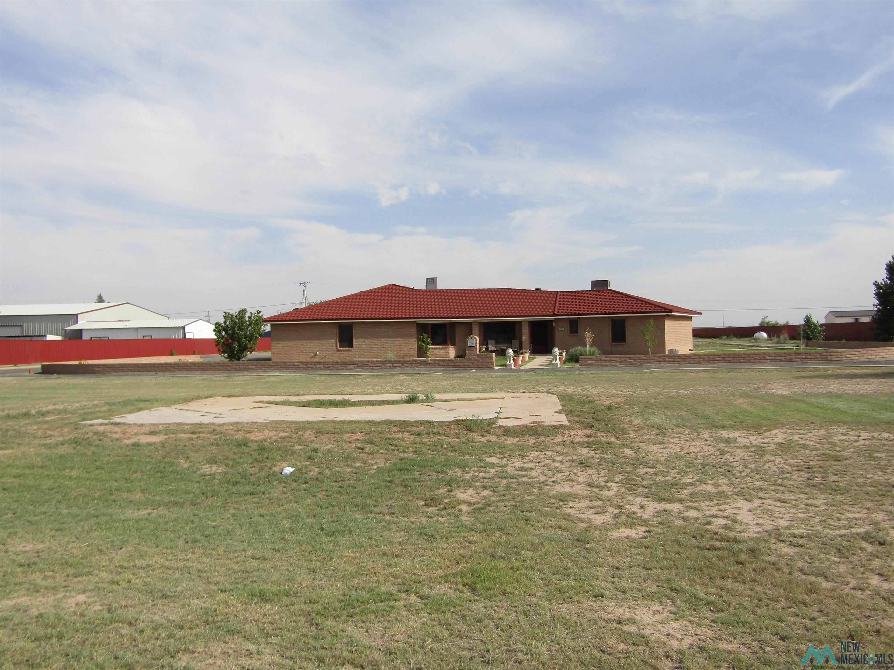 27 West Compress Road Artesia, NM 88210 - Photo 1 of 93 Gallery Image 1
