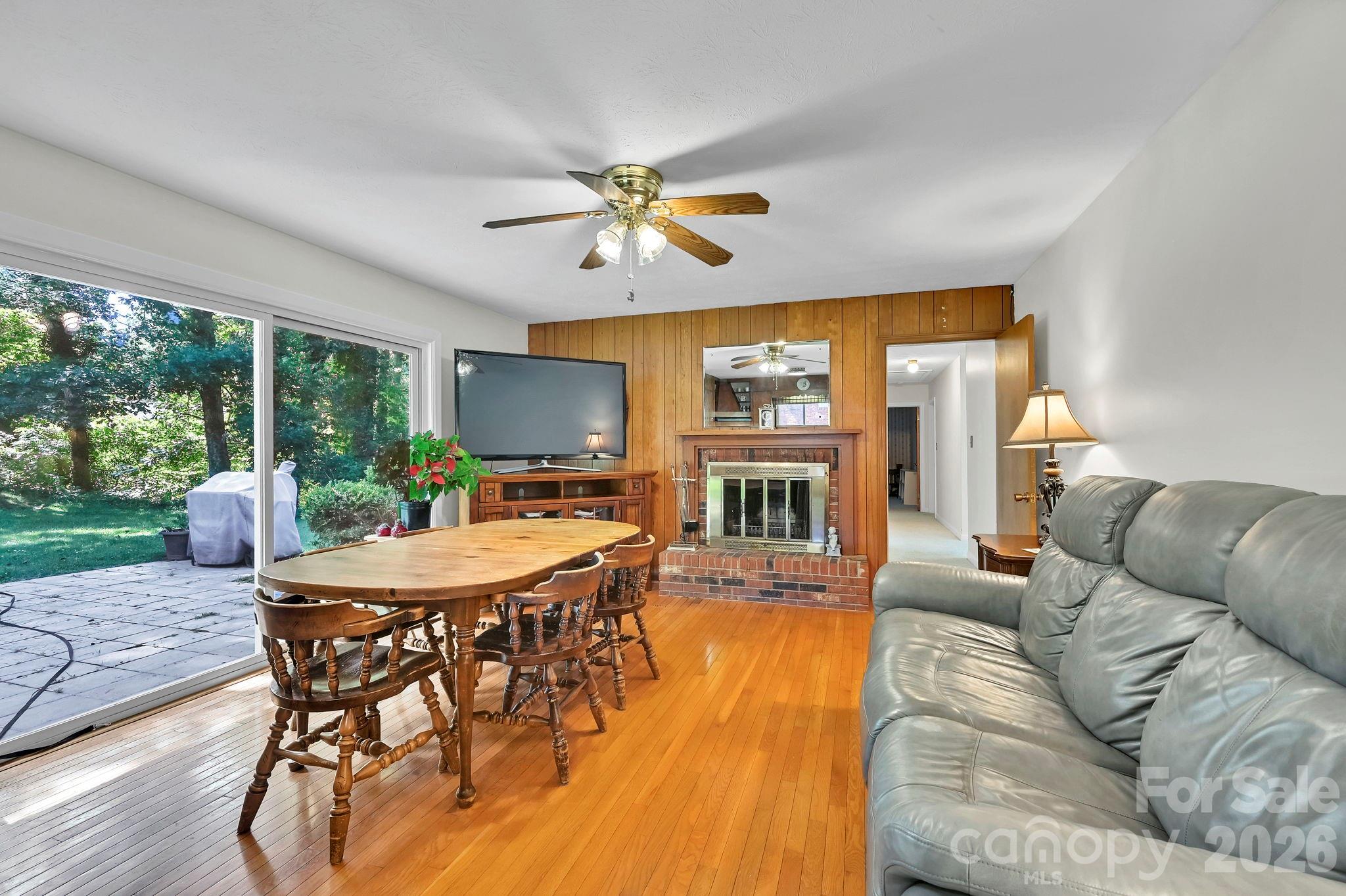 28 Glenview Road Asheville, NC 28804 - Photo 10 of 31 Gallery Image 10
