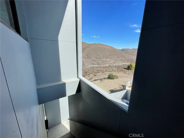 $2,400 | 29000 Scout Court, Canyon Lake, CA 92587