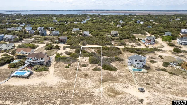 $425,000 | 2219 Sandfiddler Road, Corolla, NC 27927