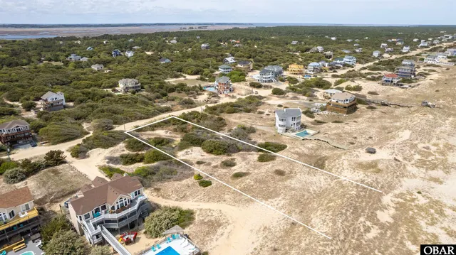 $425,000 | 2219 Sandfiddler Road, Corolla, NC 27927