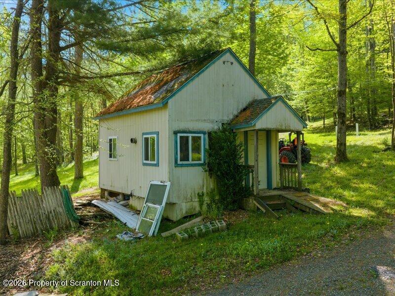 20 South Lake Road Friendsville, PA 18818 - Photo 27 of 31 Out building