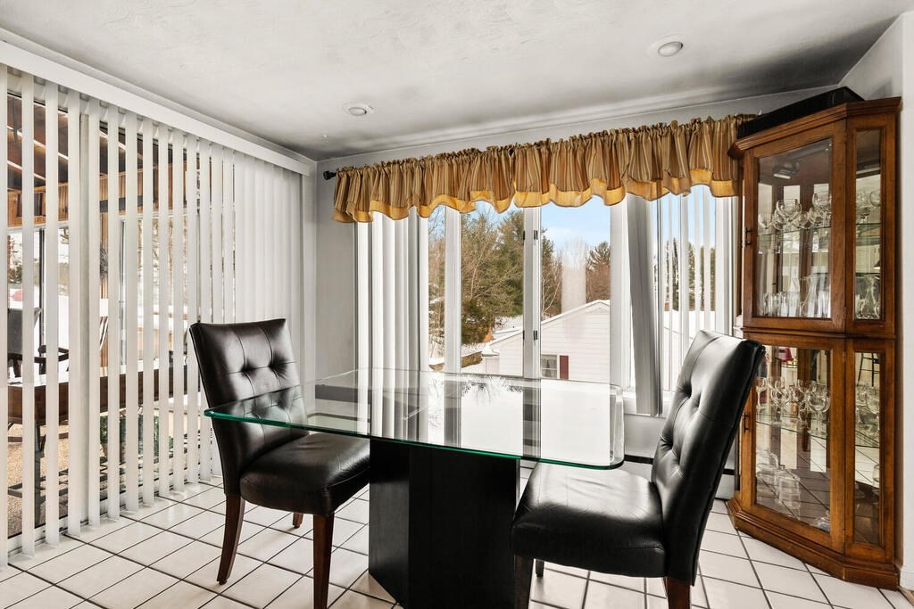57 Moon Road Lynn, MA 01904 - Photo 12 of 30 Gallery Image 12