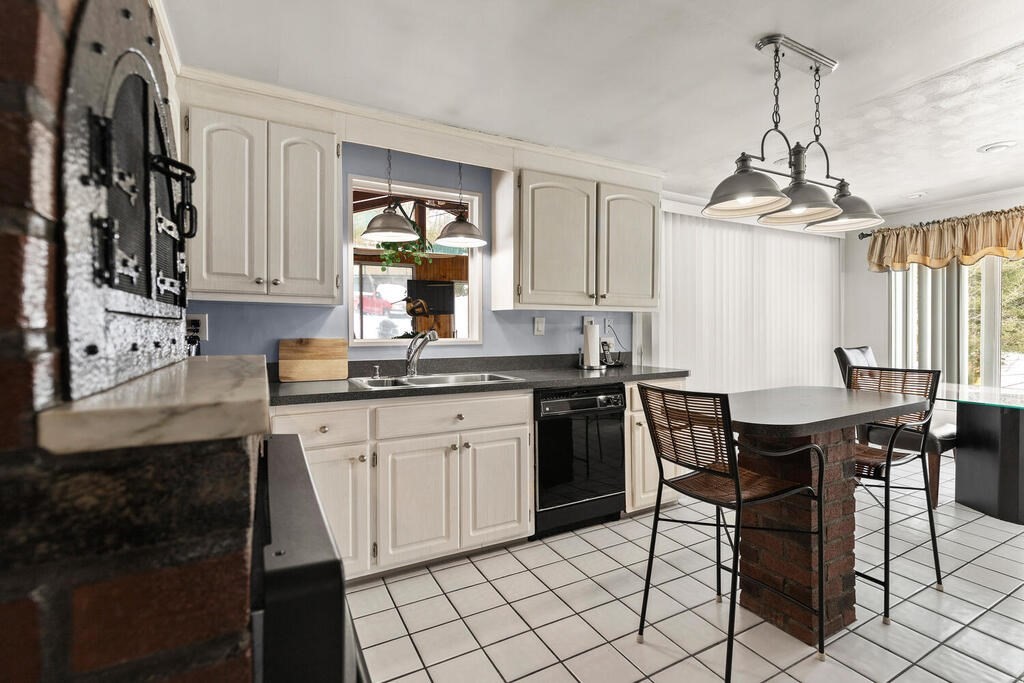 57 Moon Road Lynn, MA 01904 - Photo 18 of 30 Gallery Image 18