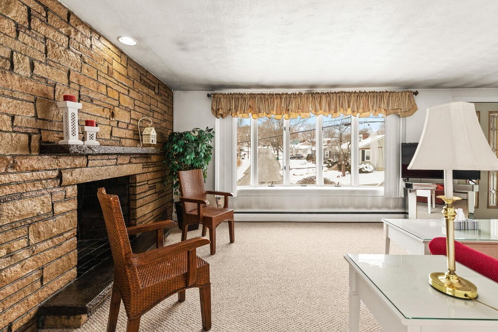 57 Moon Road Lynn, MA 01904 - Photo 7 of 30 Gallery Image 7