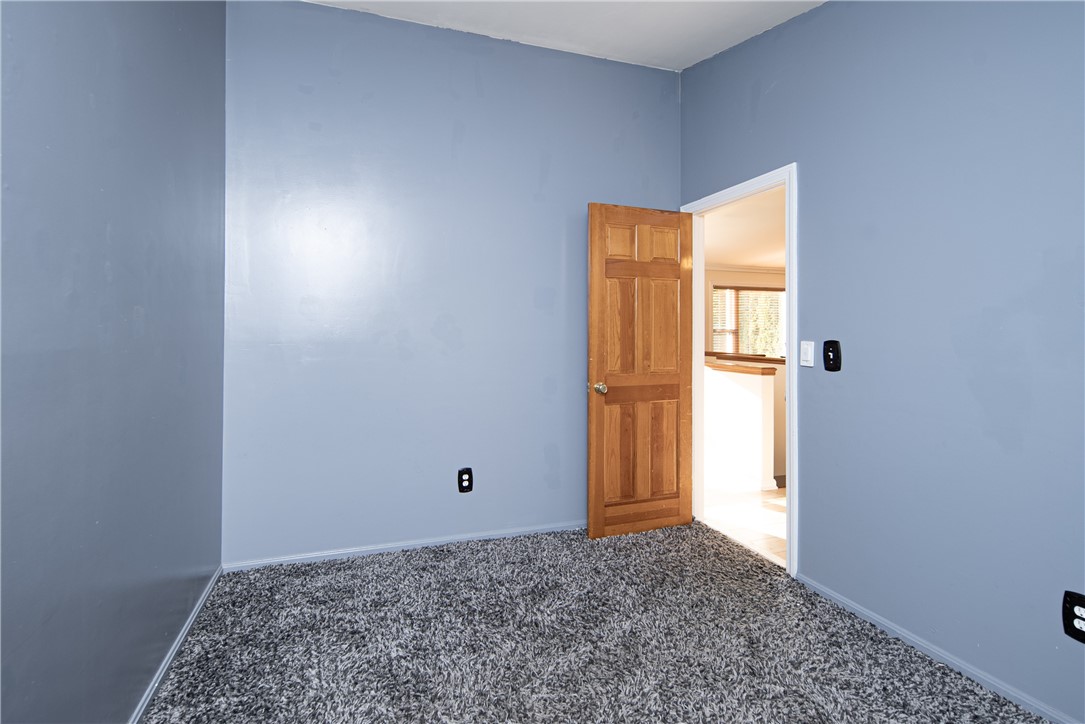 73 Carr's Lane Warwick, RI 02886 - Photo 17 of 35