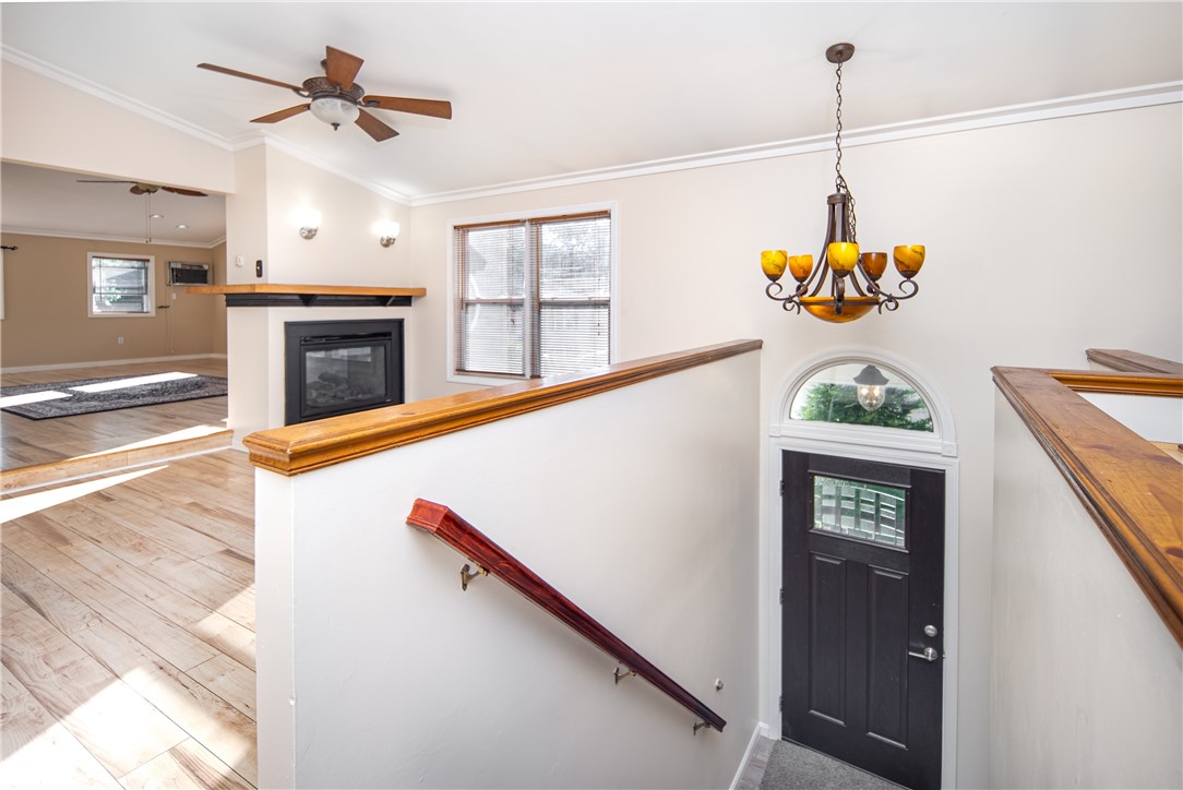 73 Carr's Lane Warwick, RI 02886 - Photo 5 of 35