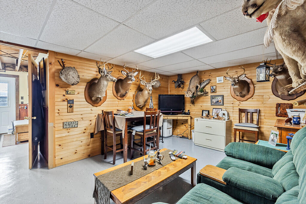 1675 Western Ridge Road Palermo, ME 04354 - Photo 30 of 43 30 family room basement (3)