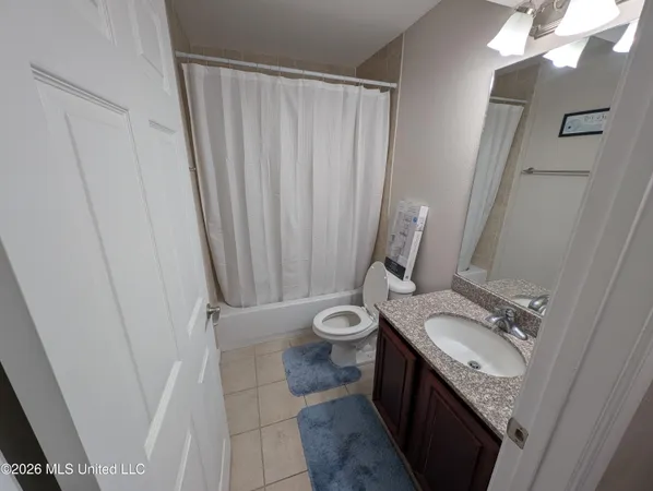 $2,890 | 1282-104 Beach Boulevard, Unit 104, Biloxi, MS 39530