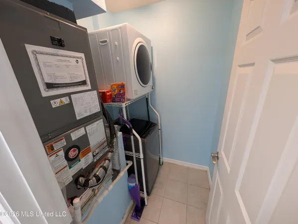 $2,890 | 1282-104 Beach Boulevard, Unit 104, Biloxi, MS 39530