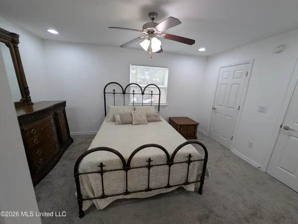 $2,890 | 1282-104 Beach Boulevard, Unit 104, Biloxi, MS 39530