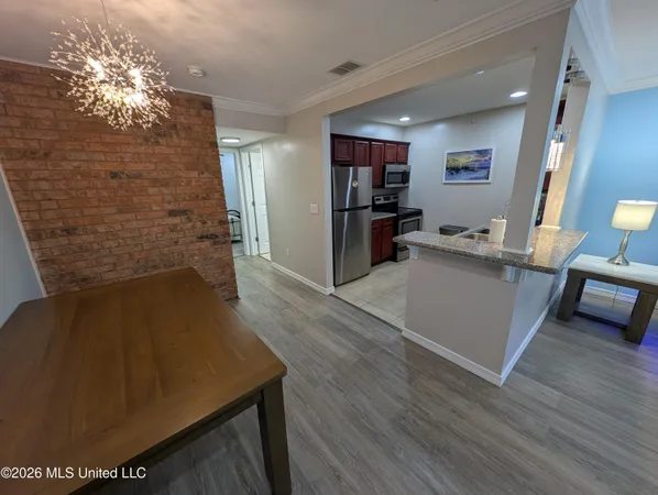 $2,890 | 1282-104 Beach Boulevard, Unit 104, Biloxi, MS 39530