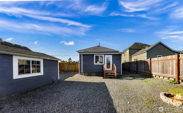 $415,000 | 5788 Vista Drive, Ferndale, WA 98248