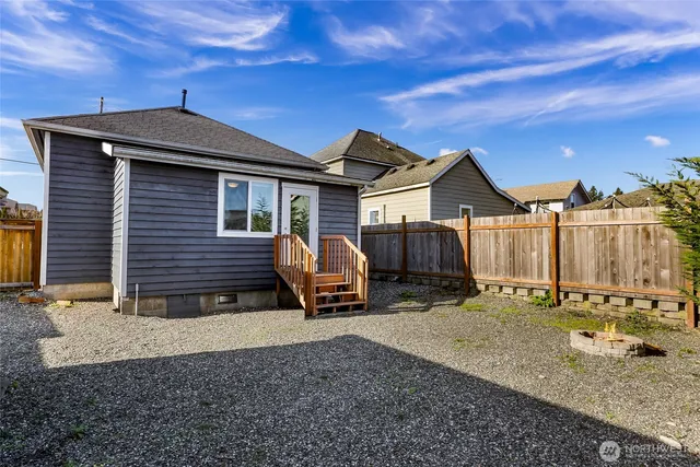 $415,000 | 5788 Vista Drive, Ferndale, WA 98248