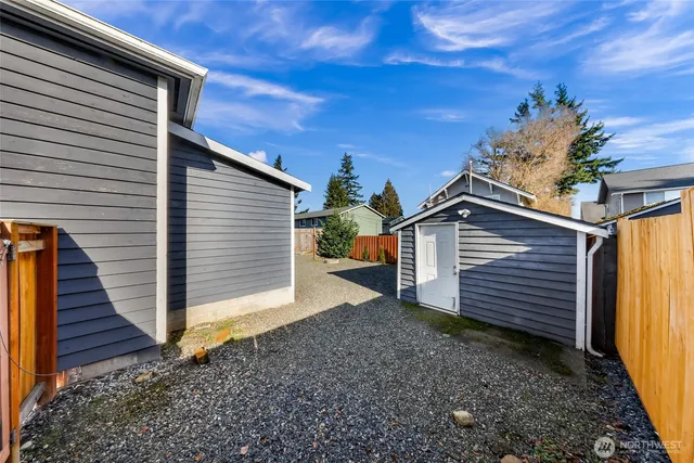 $415,000 | 5788 Vista Drive, Ferndale, WA 98248