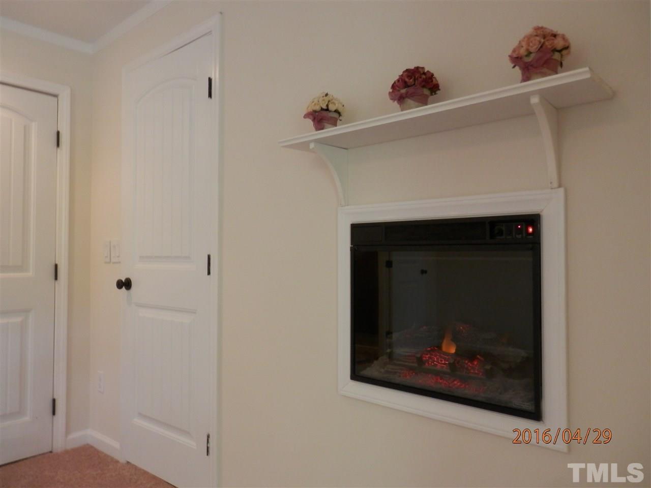 817 East Davie Street Raleigh, NC 27601 - Photo 16 of 25 a close view of a fireplace