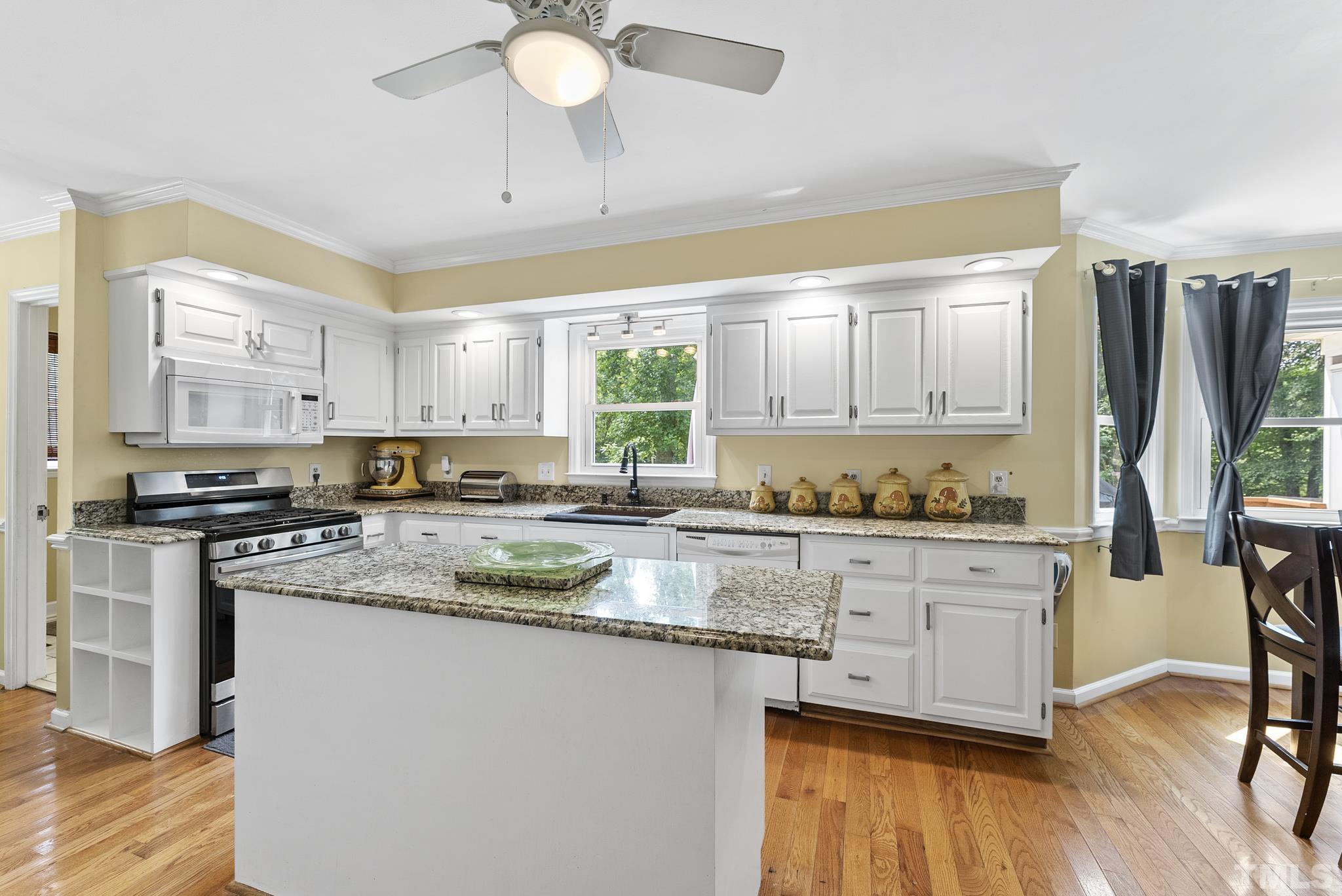 524 Jericho Road Hillsborough, NC 27278 - Photo 11 of 52