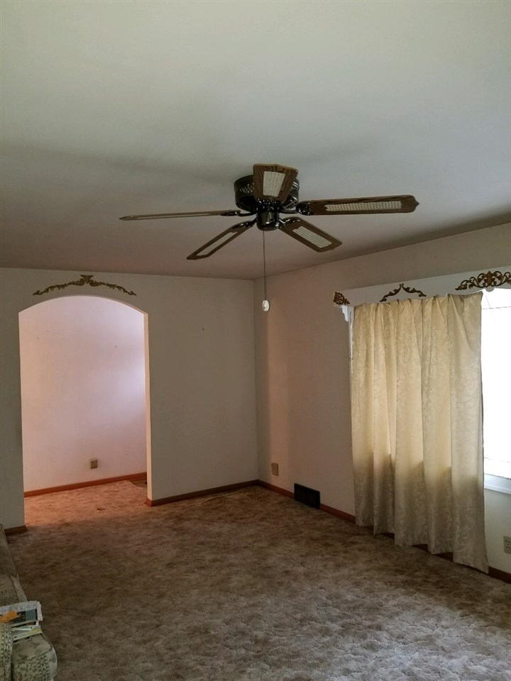 910 South 8th Street Oregon, IL 61061 - Photo 4 of 9 Gallery Image 4