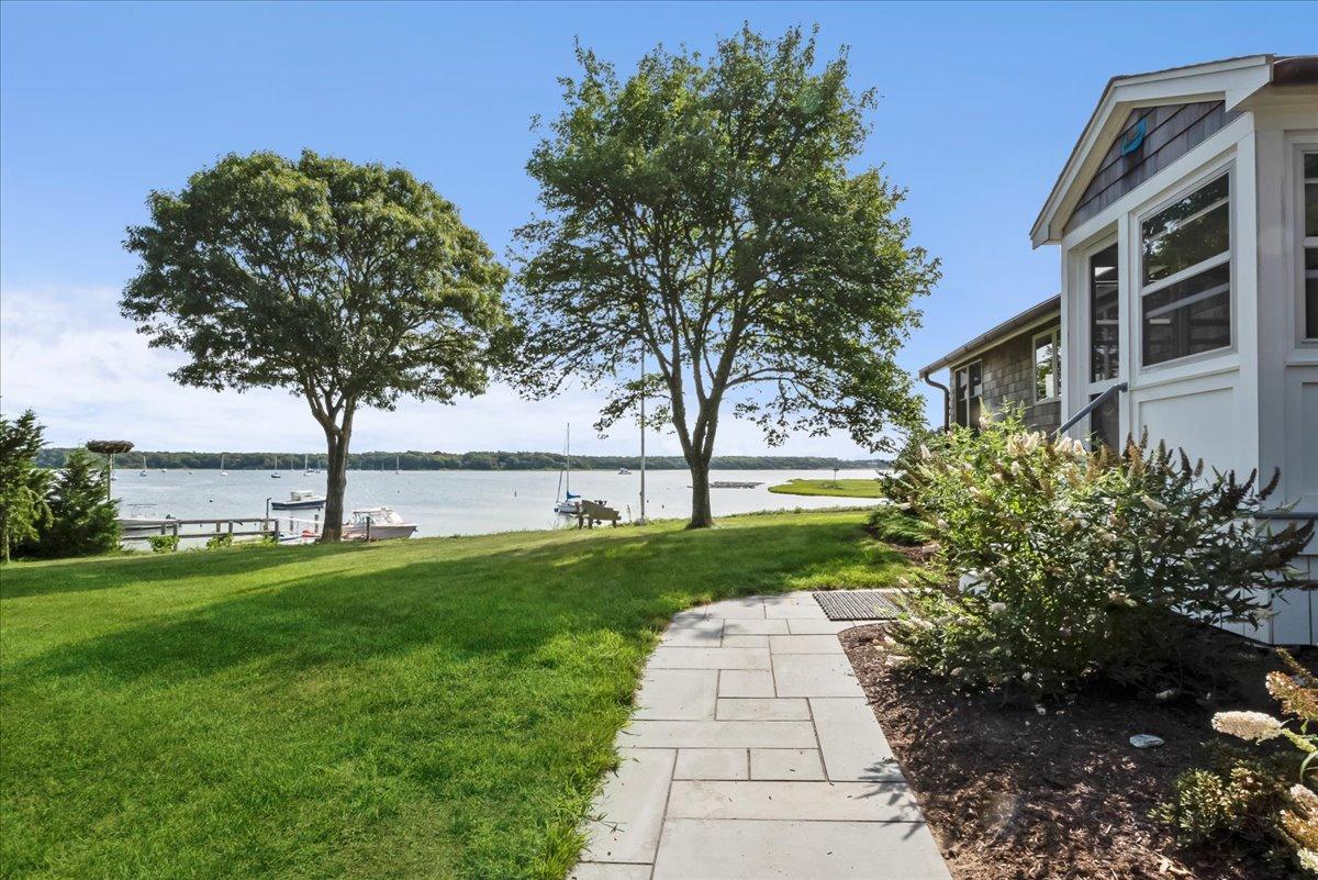 124 Seapit Road East Falmouth, MA 02536 - Photo 2 of 48 Front View