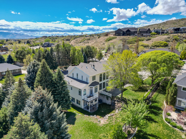 243 Eastview Drive, Unit 6 Alpine, UT 84004 - Photo 5 of 46