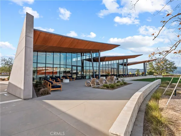 $749,999 | 27129 Valley Oak, Valencia, CA 91381