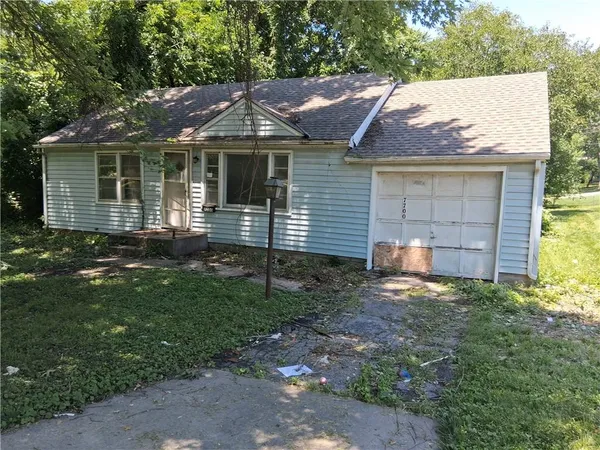 $150,000 | 7700 West 65th Terrace, Mission, KS 66202
