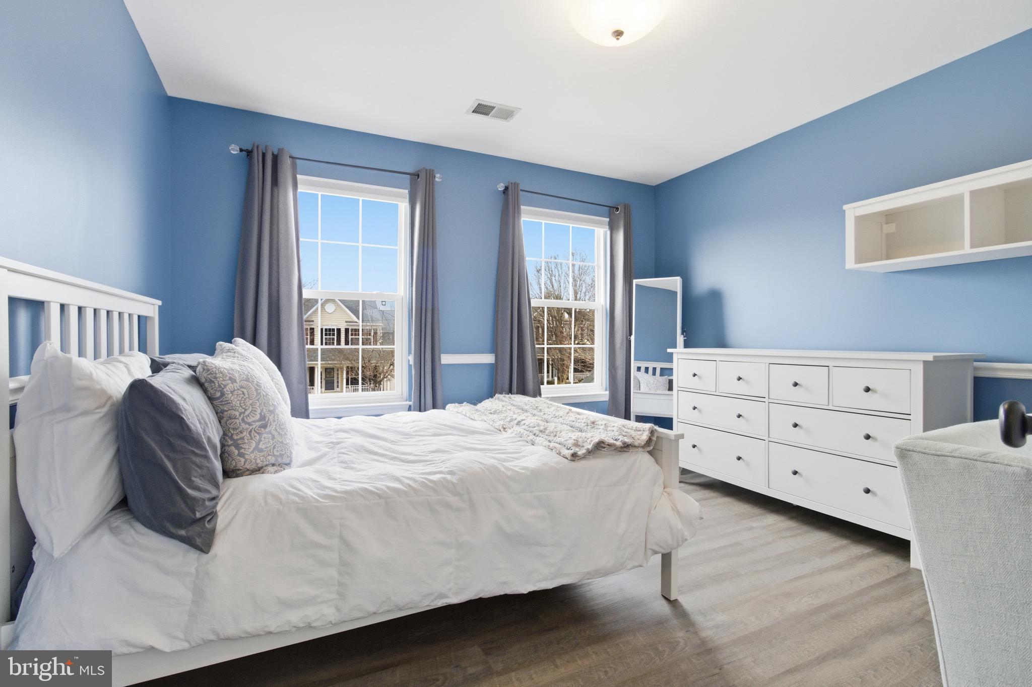 720 Vista Ridge Drive Northeast Leesburg, VA 20176 - Photo 26 of 61 Bedroom 4 w/newer LVP flooring & walk-in closet