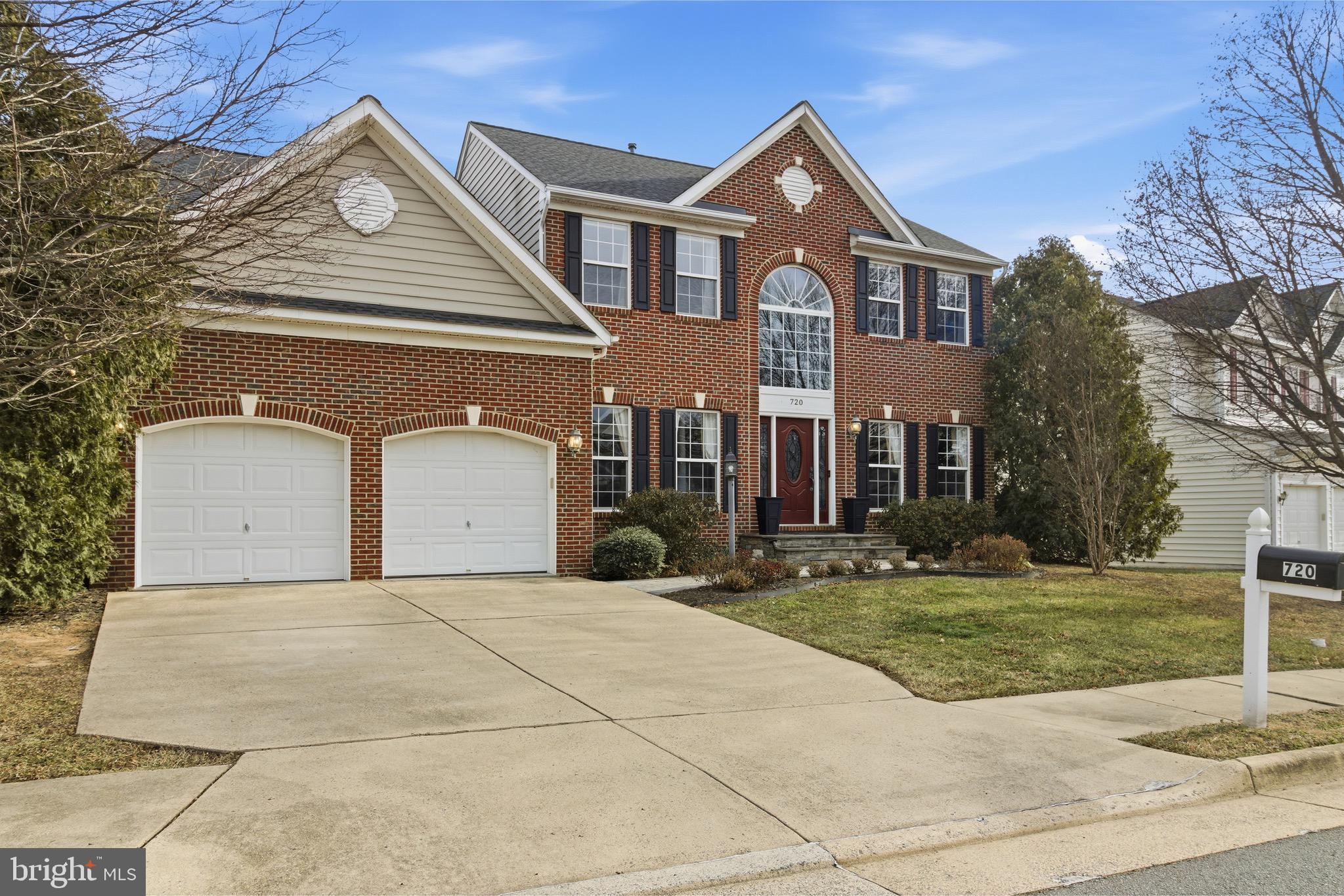 720 Vista Ridge Drive Northeast Leesburg, VA 20176 - Photo 41 of 61 "HONEY STOP THE CAR , I want to see inside"